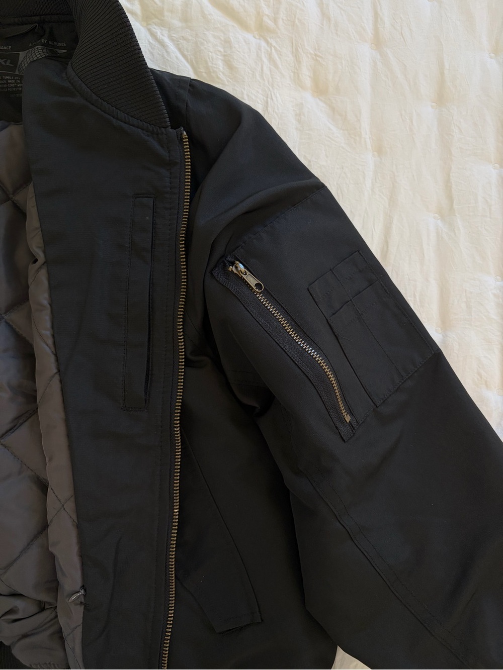 Beyoncé Renaissance Tour Reneigh bomber jacket - Picture 11 of 15
